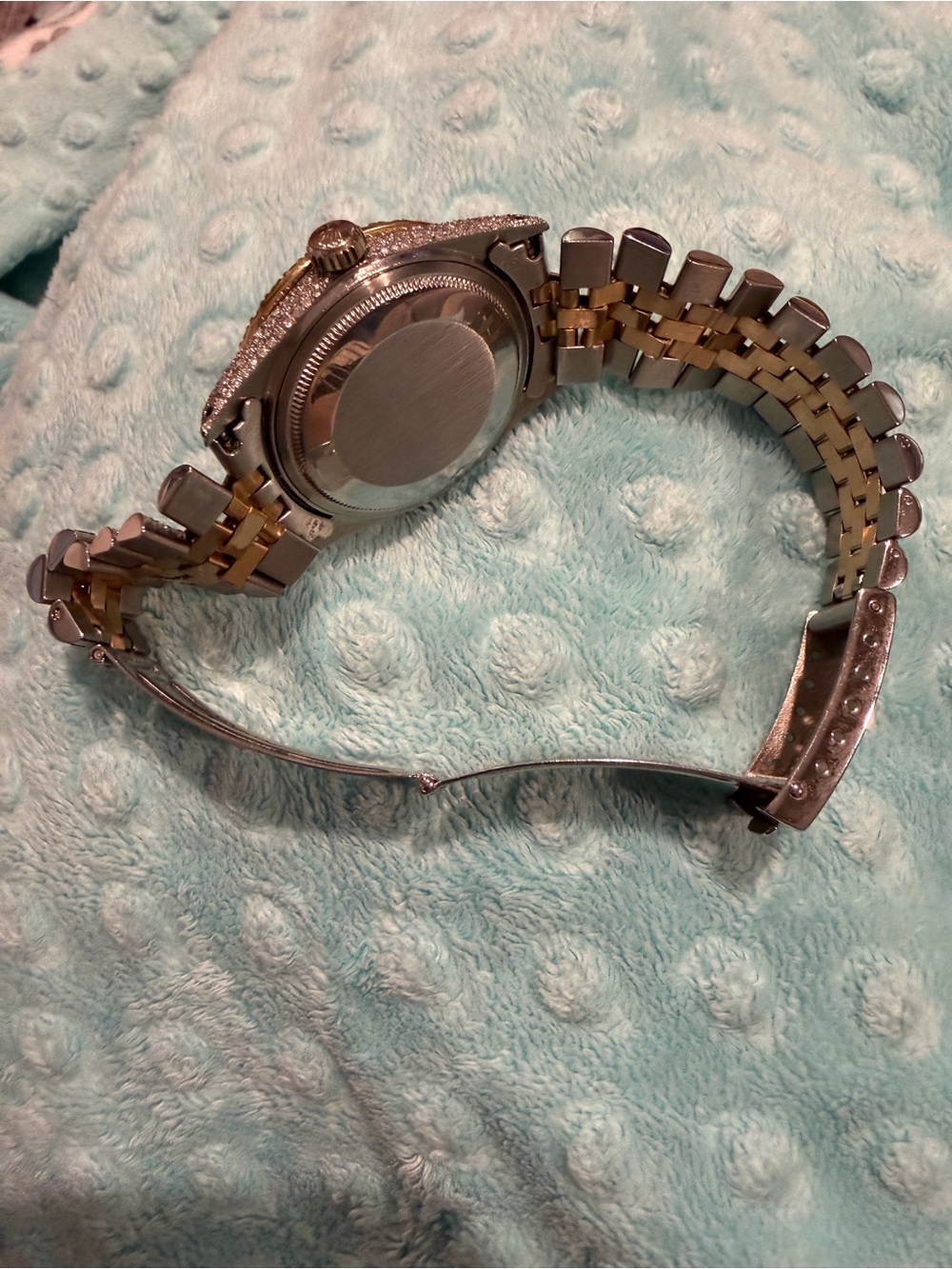 Rolex Two-Tone Gold and Silver Diamond Datejust with Mother-of-Pearl Dial - Picture 3 of 6